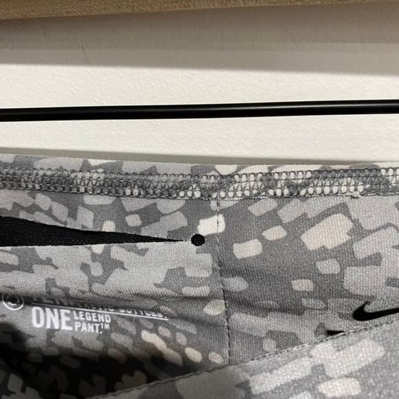 NIKE Dri-Fit Geometric Legend Poly Training Tights Gray Small - Picture 4 of 6